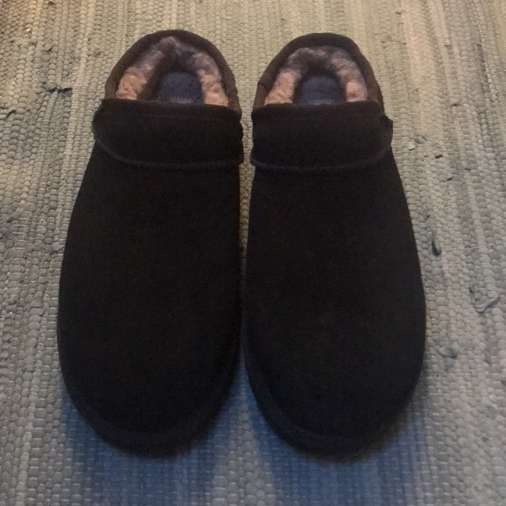 New UGG Classic Suede Slipper 9